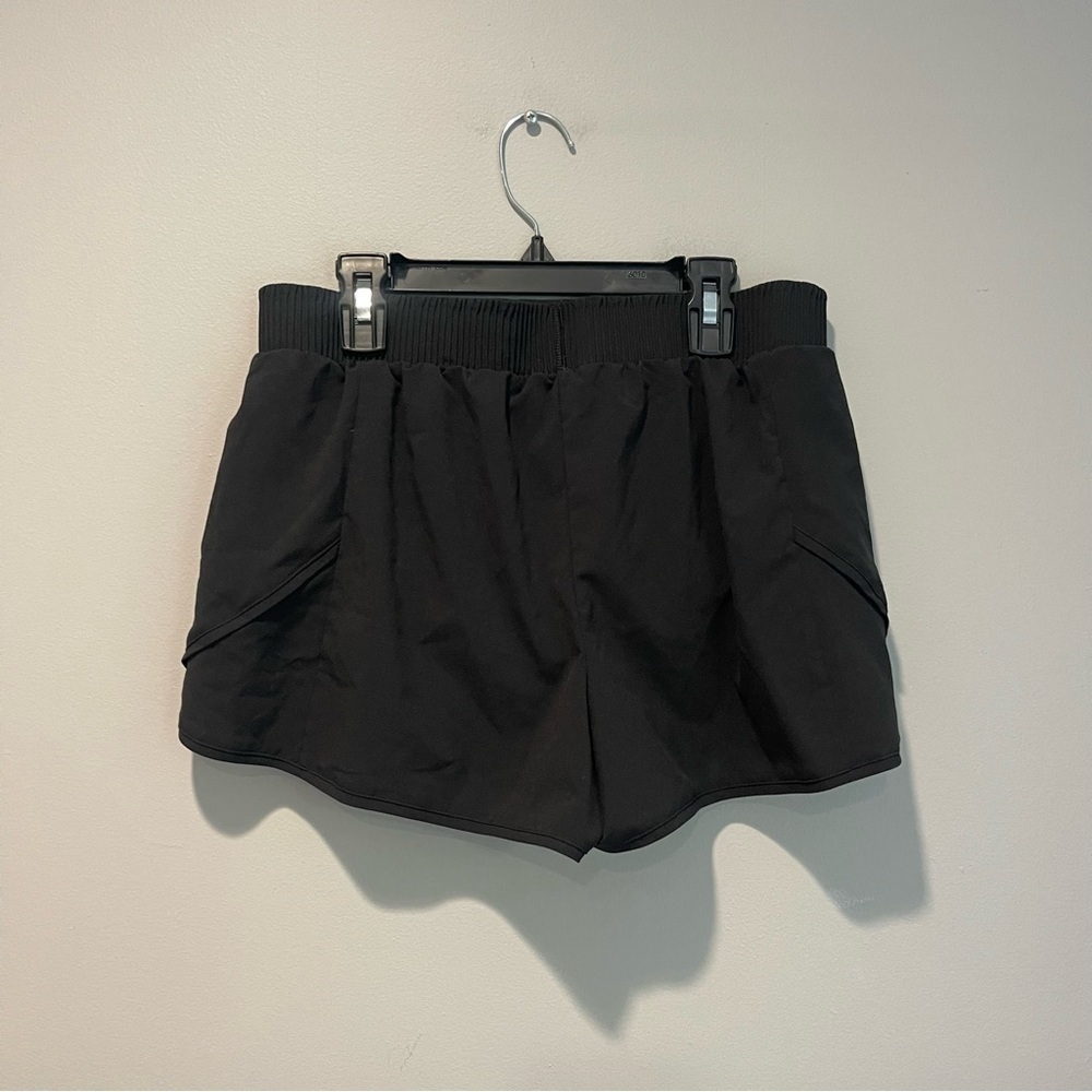 Calia Black Athletic Shorts - Picture 2 of 3